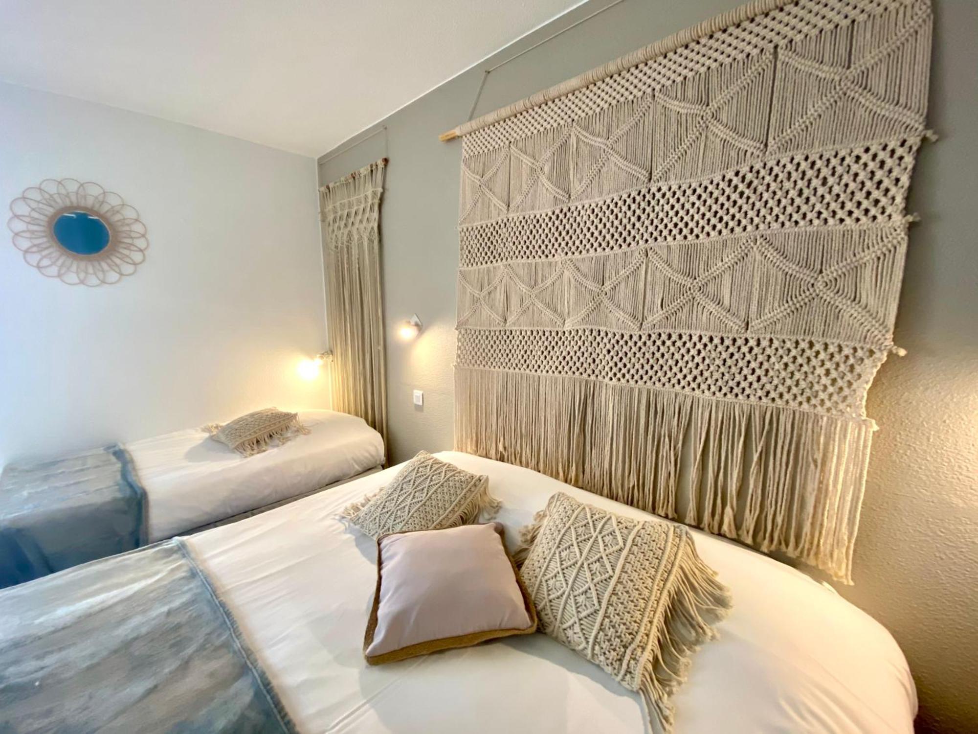 Hotel Les Grenadines Agde Exterior photo