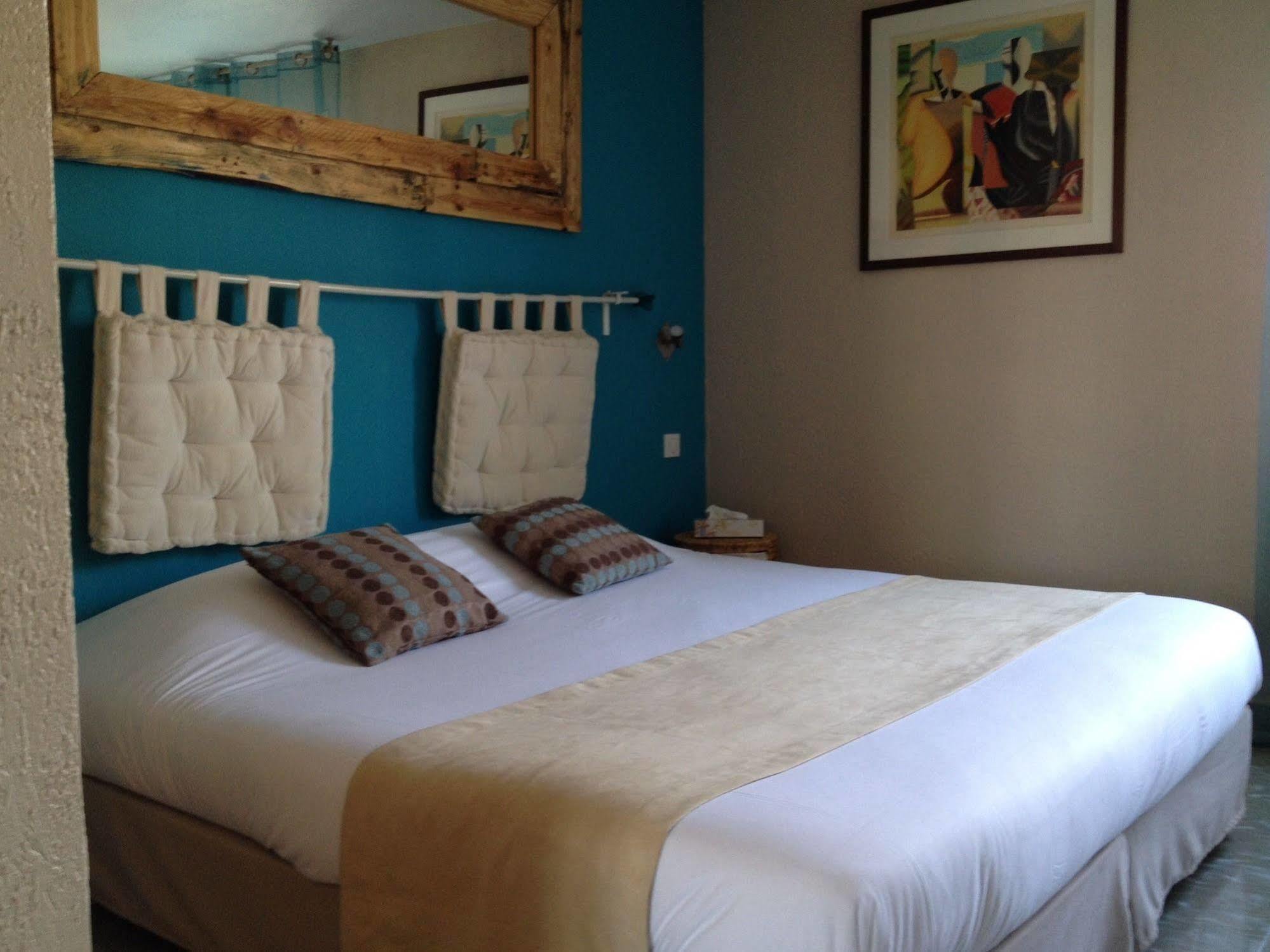 Hotel Les Grenadines Agde Exterior photo